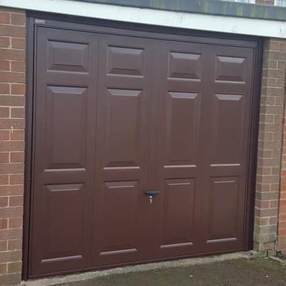 Canopy up and over door  Crewe